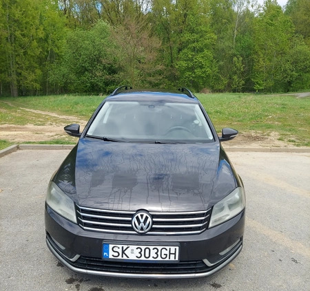 Volkswagen Passat cena 21000 przebieg: 335000, rok produkcji 2011 z Katowice małe 79